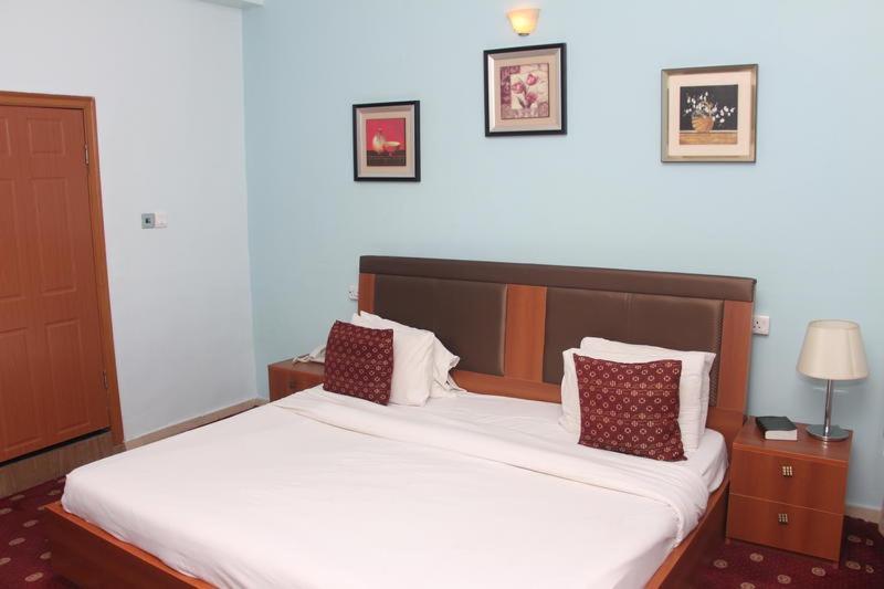Grand Ibro Hotel Annex Ankuru Eksteriør bilde